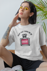 Crisp, direct, and unapologetic—the white SCENT THAT TURNS ME ON tee is a core expression of ANTI’s rebellious heart. The oversized cut offers comfort and presence, while the bold front graphic speaks volumes. Made for all bodies, all genders, all ways of being. This is what modern queer streetwear looks like.
